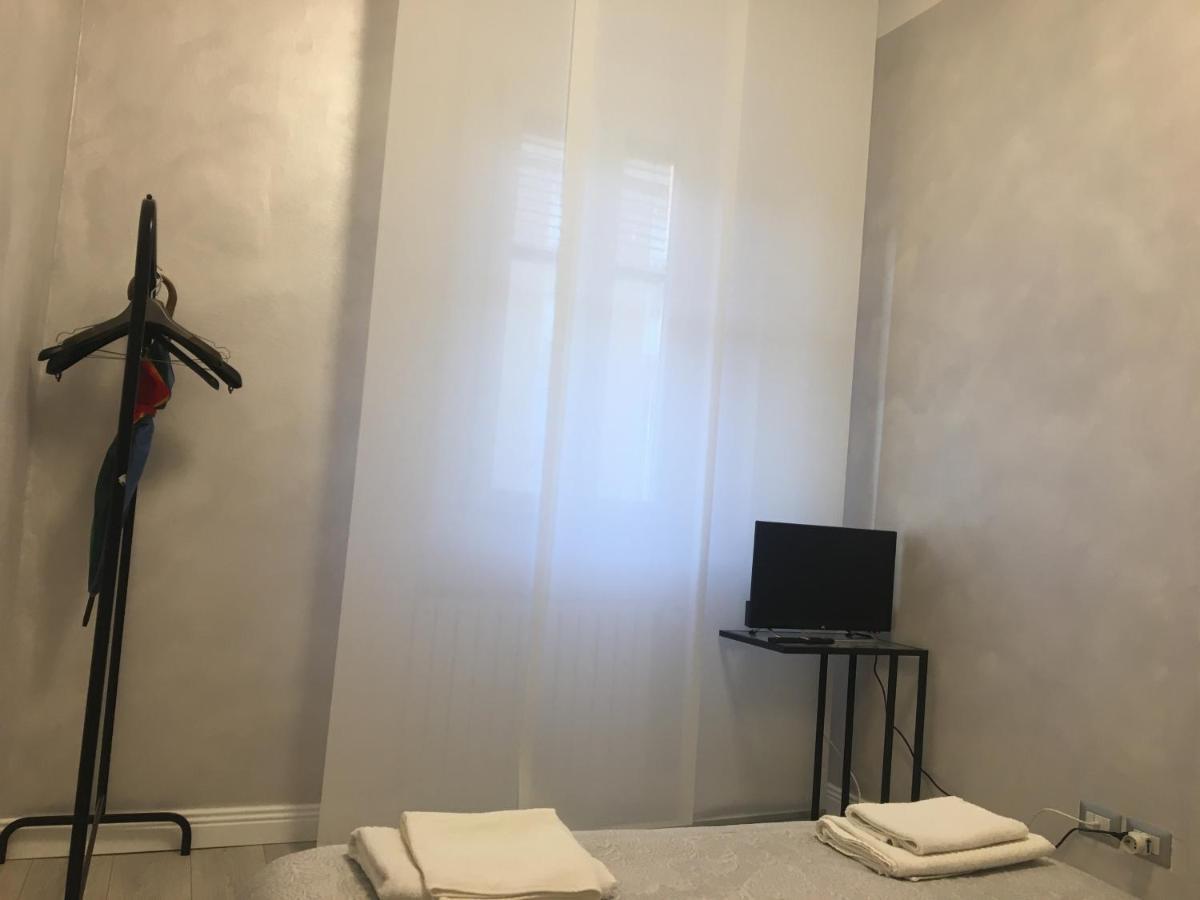 Studio Monte Ceneri Milão Exterior foto